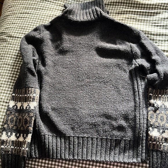 Lolë zip sweater - Picture 5 of 5
